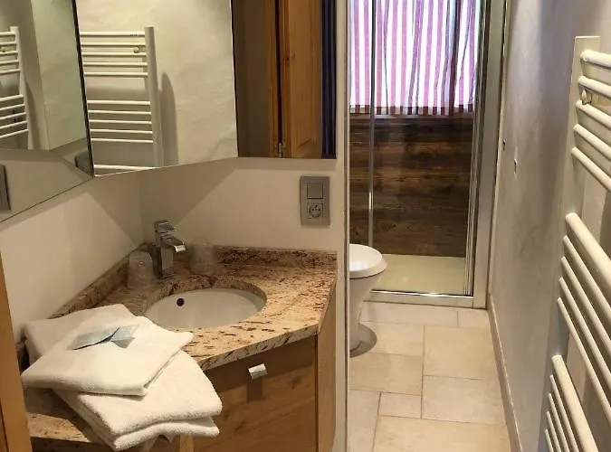 De Julie Apart-hotel