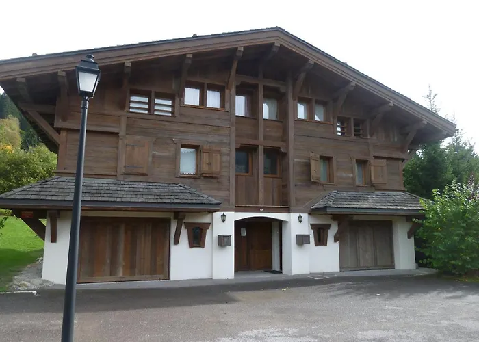 De Julie Apart-hotel