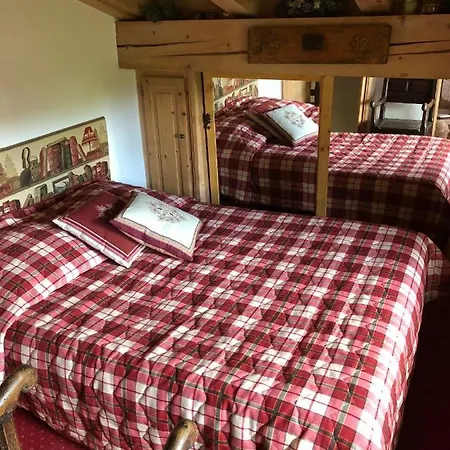 Aparthotel De Julie 3*