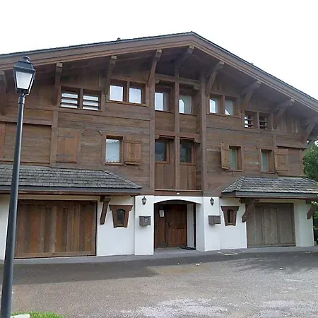 De Julie Aparthotel
