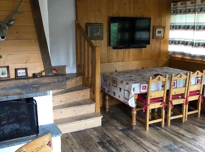 De Julie Aparthotel 3*